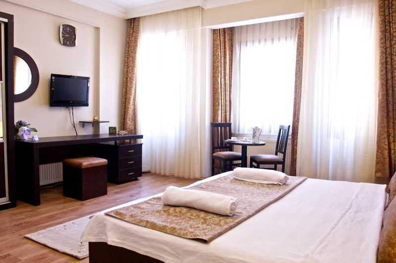 Adonis House Taksim