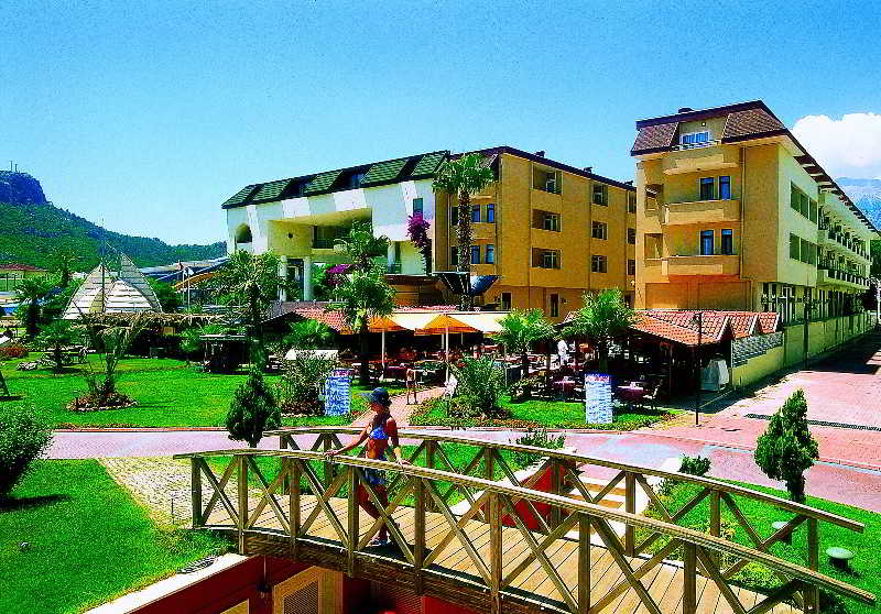 Dragos Beach Hotel