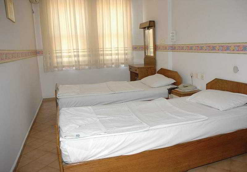 Gloria Hotel