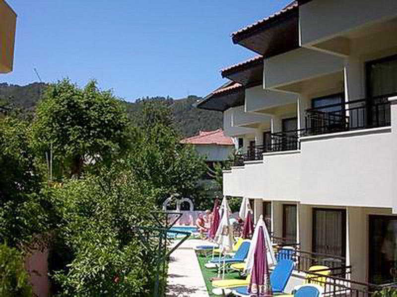 Bonjour Hotel
