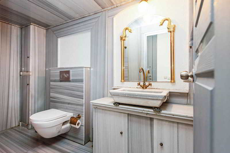 Ala Suites
