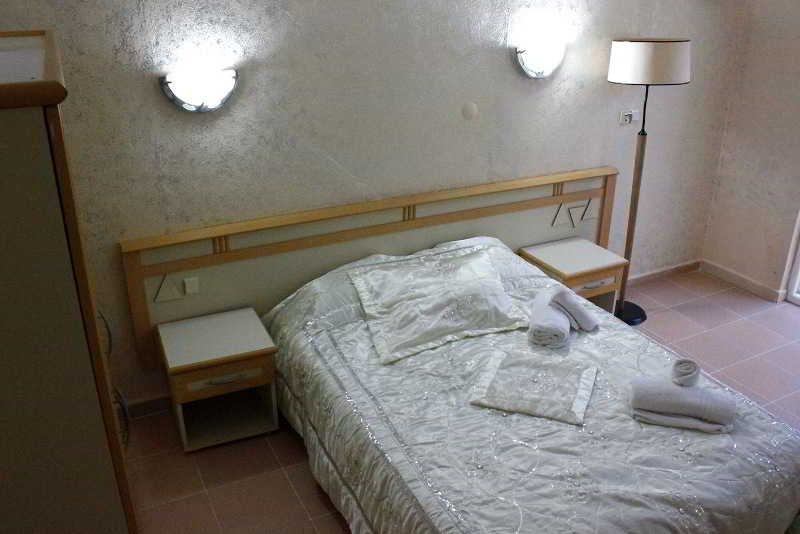 Green Stars Hotel