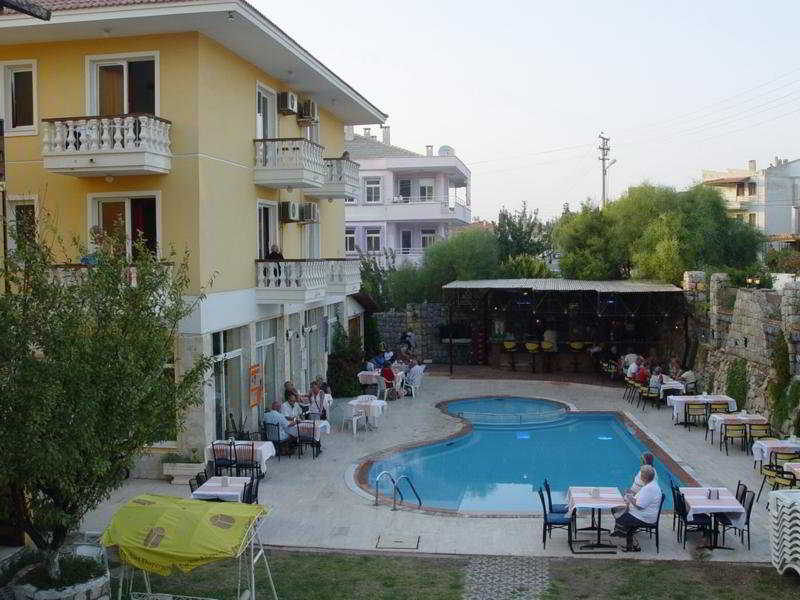 Privato Suites and Apartments