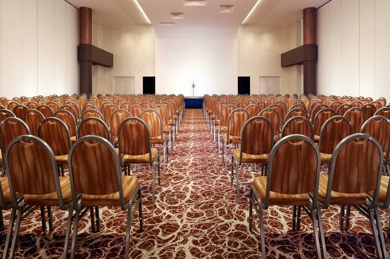 Sheraton Milan Malpensa Airport Hotel & Conference Centre