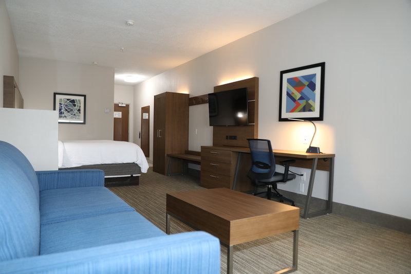 Holiday Inn Express Hotel & Suites Albuquerque Airport