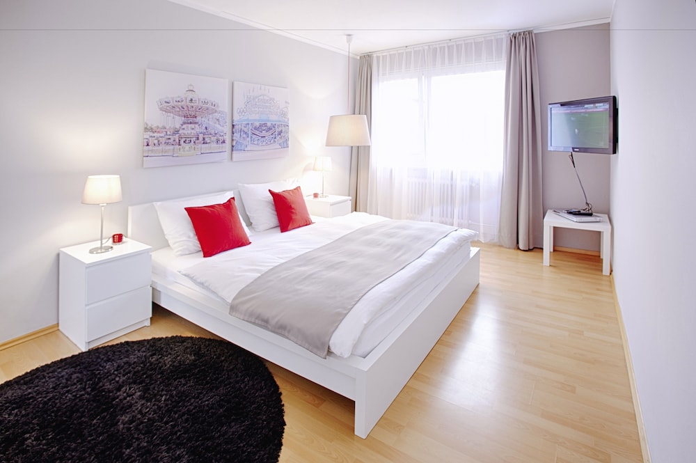 Concept Living Munich Serviced Apartments