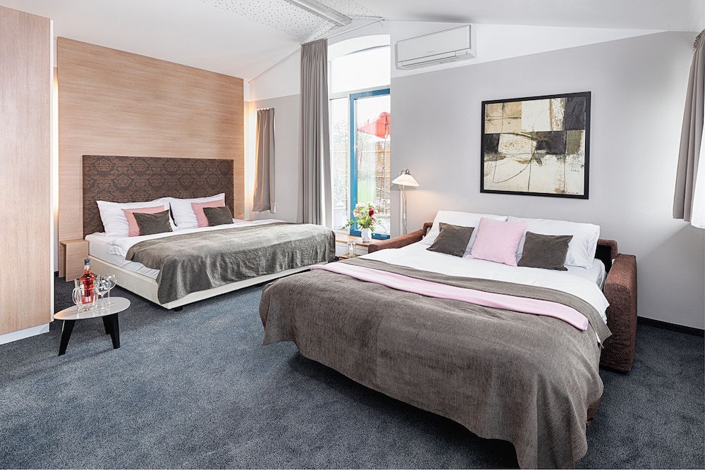 Concept Living Munich Serviced Apartments