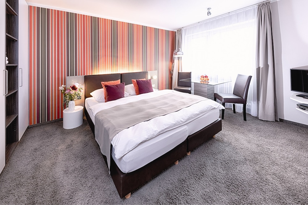 Concept Living Munich Serviced Apartments