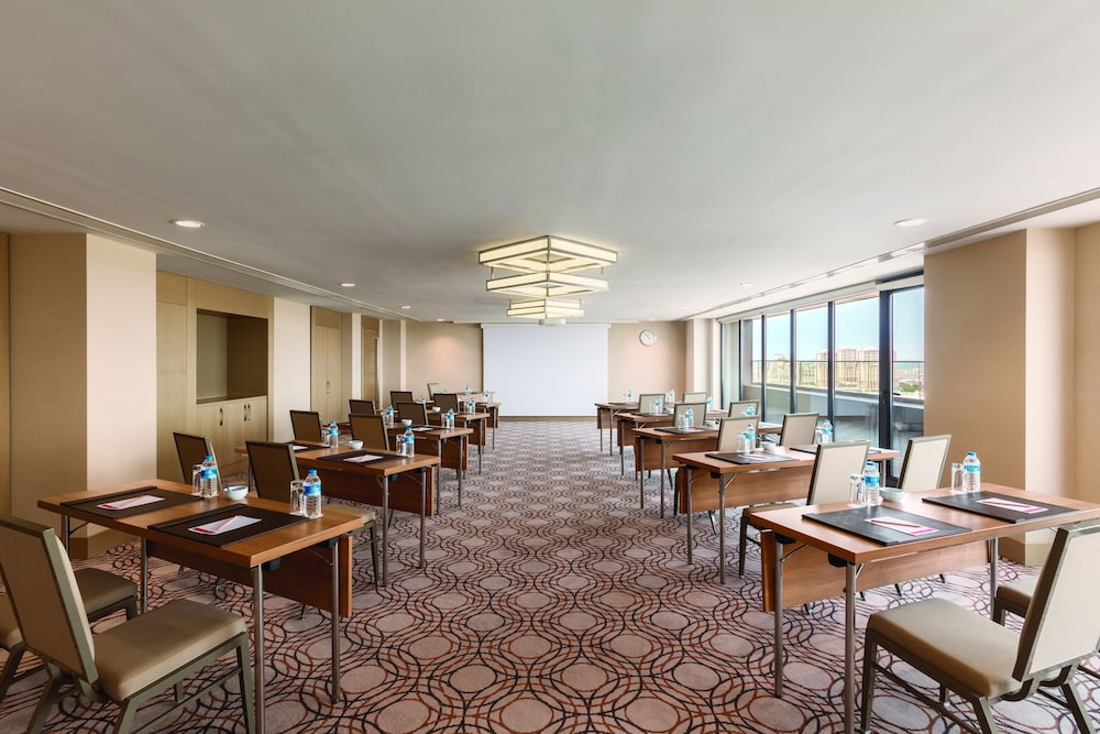 Ramada Plaza by Wyndham Istanbul City Center