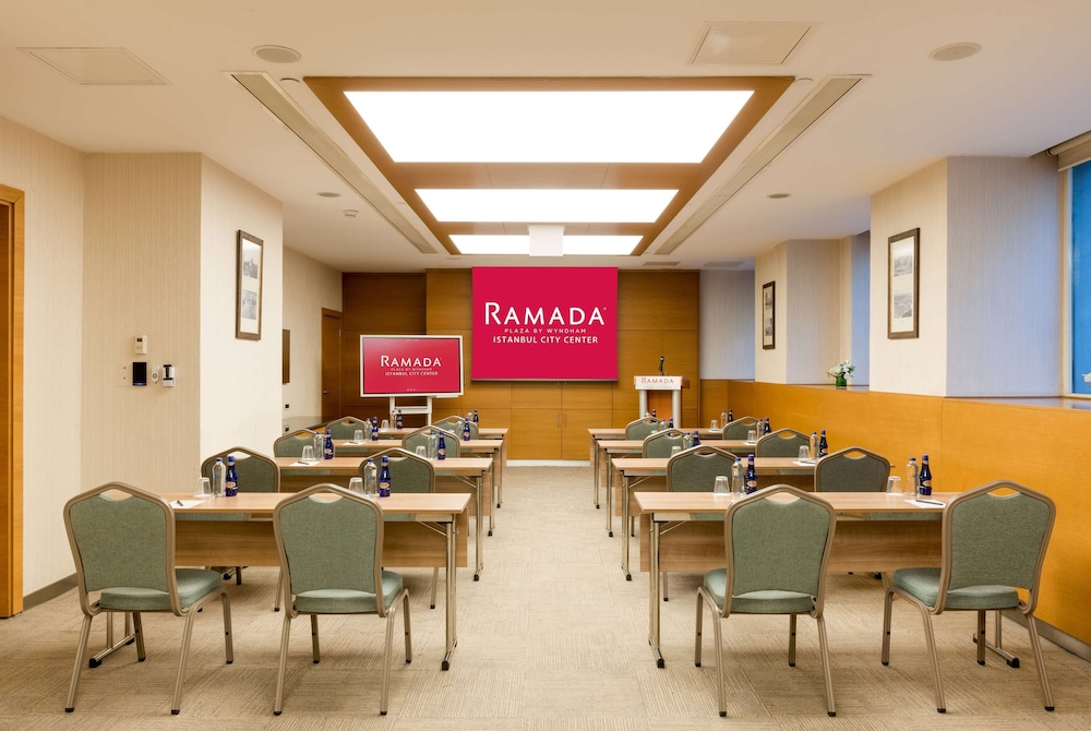 Ramada Plaza by Wyndham Istanbul City Center