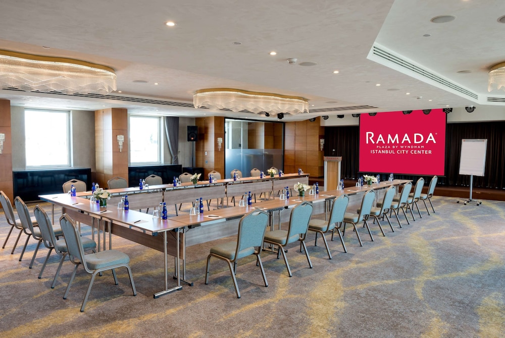 Ramada Plaza by Wyndham Istanbul City Center