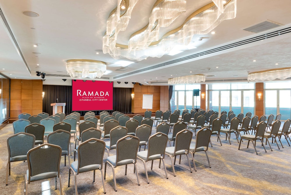 Ramada Plaza by Wyndham Istanbul City Center