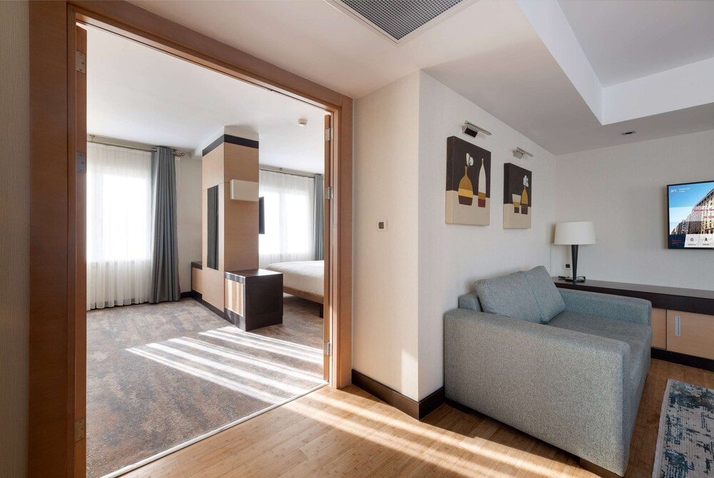 Ramada Plaza by Wyndham Istanbul City Center