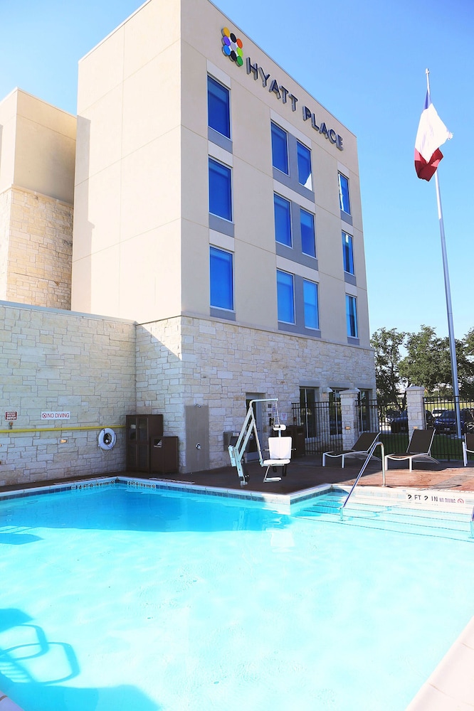 Hyatt Place Austin Airport