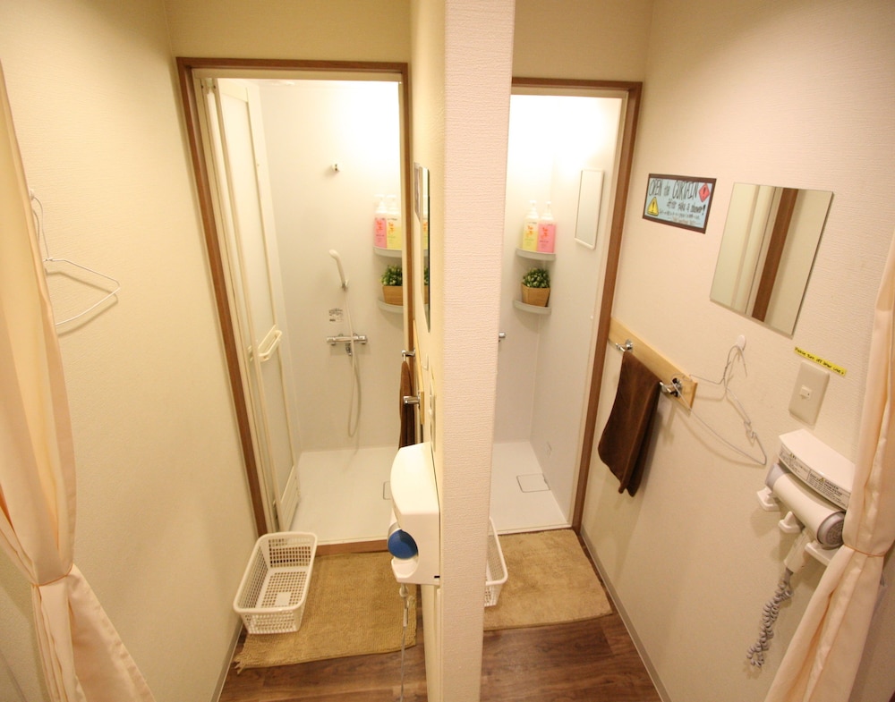 Osaka Guesthouse Nest