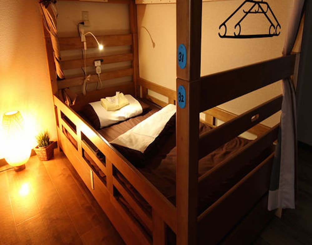 Osaka Guesthouse Nest