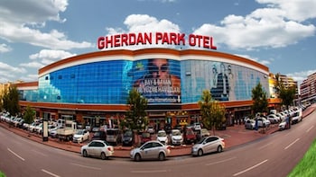 Gherdan Hotel