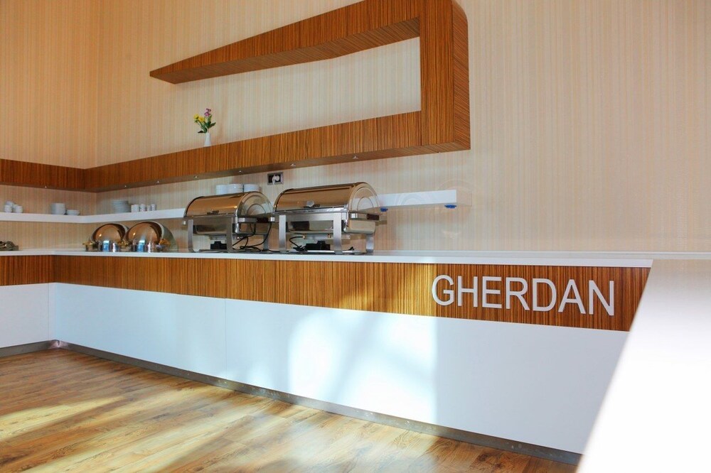 Gherdan Hotel