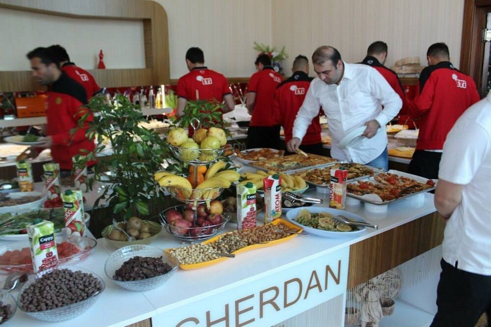 Gherdan Hotel